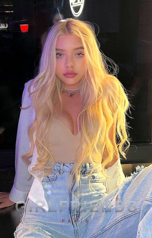 high class paris escorts, luxury paris escort, escort girl paris 17, escort girls paris, escort girl paris 18, blonde call girls paris, brunette call girls paris, brunette companions in Paris, premium escort Paris, premium paris escort, Vip escort paris, Escort service paris