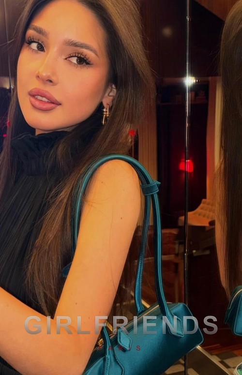 escort girl paris 17, Escort girl paris, Private trips paris, escorte vip à paris, VIP Escort à Paris, Escort à Paris