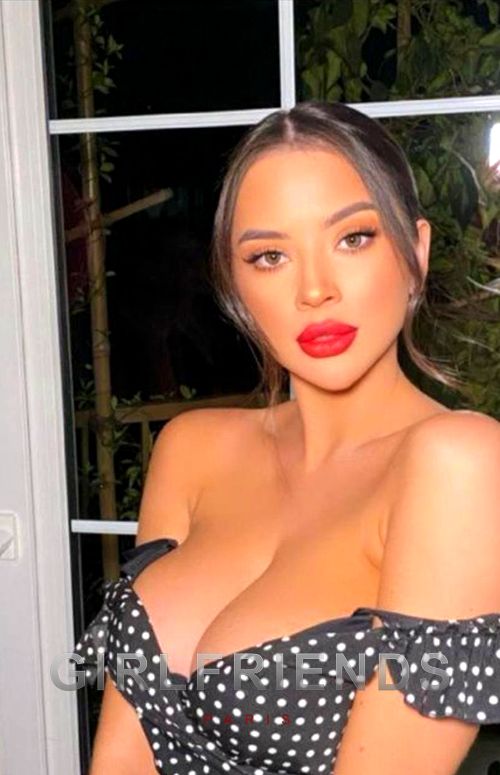 deluxe escorts paris, elite paris escort, Paris top escorts, paris vip escort, luxury escorts paris, call girl paris, escort girl paris 17, blonde companions in Paris, brunette female escortsin paris, brunette call girls paris