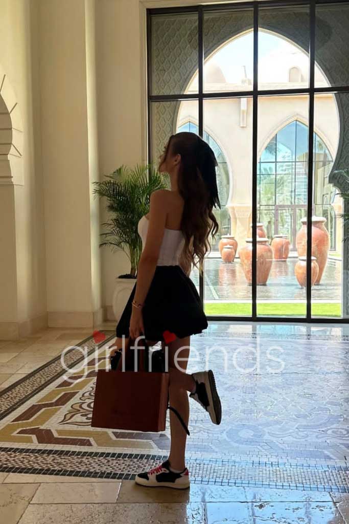 Paris escorts, russian escort massage Paris, slim escort  massageParis, party escorts massage Paris, escorts in Paris massage, party escorts Paris, best Paris escorts, vip Paris escort
