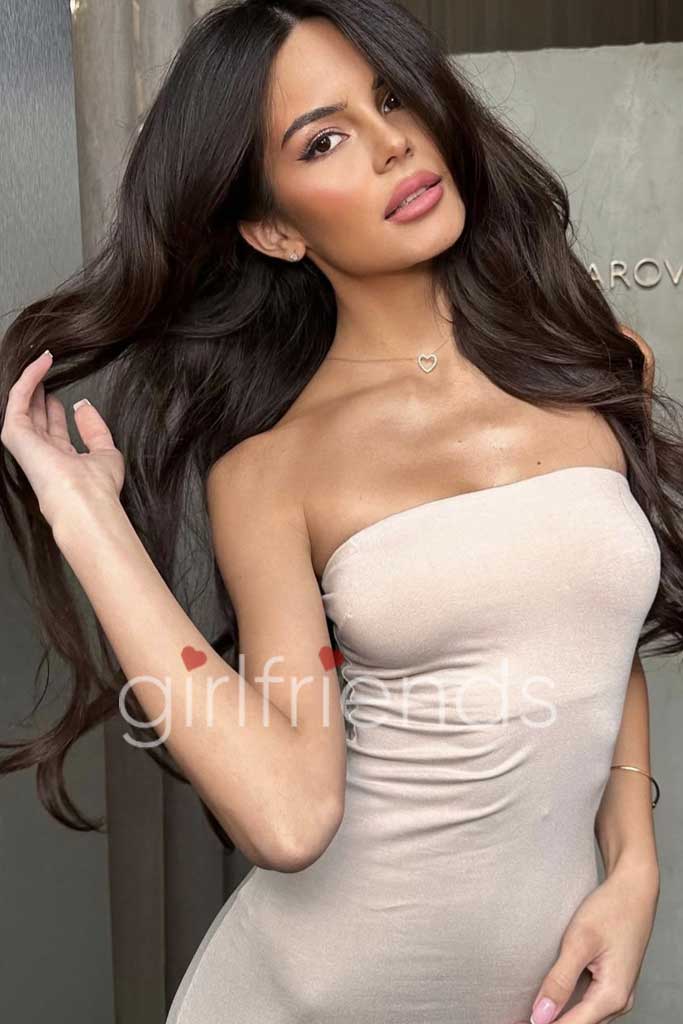 exclusive escorts Paris, Paris luxury escort, elite escorts Paris, Paris elite companions, Busty escorts Paris, Top models escort Paris