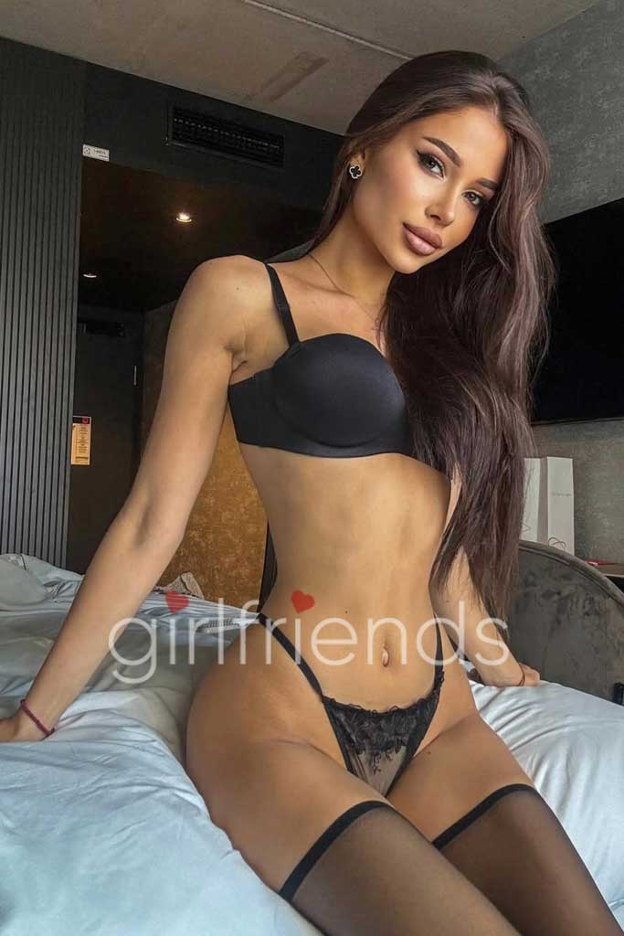 best Paris escorts, russian escort massage Paris, blonde escorts massage Paris, Paris vip escorts massage, Paris high class escort massage, Paris luxury escort